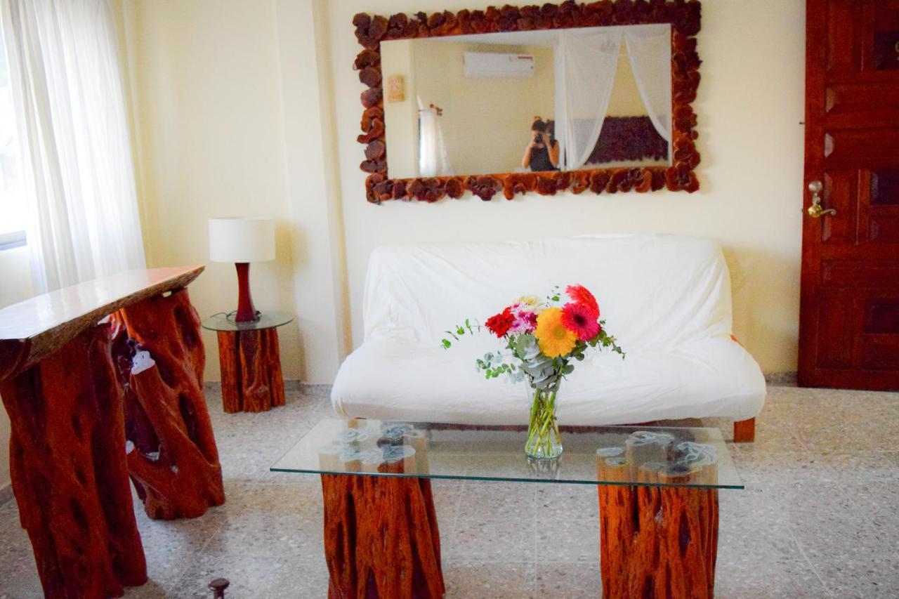 Boutique Hotel Delfin 5Th Avenue Playa del Carmen Exterior photo